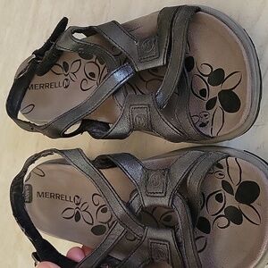 Merrell Black leather sandals,  Size 7